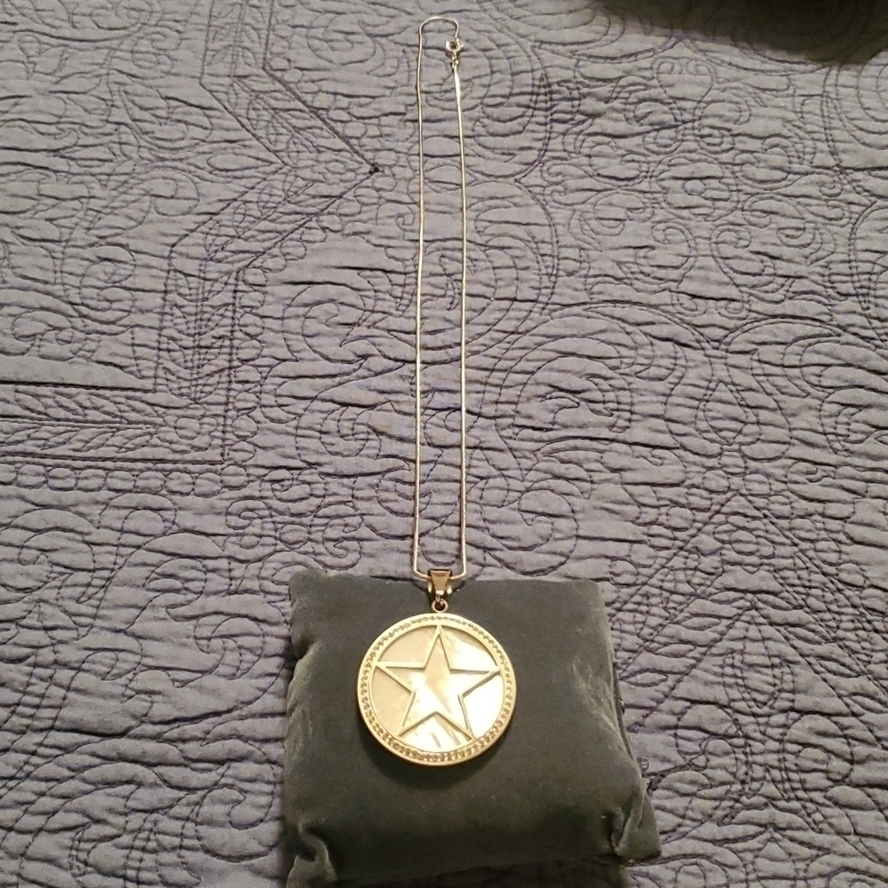 𝅺star Necklace 22 inches